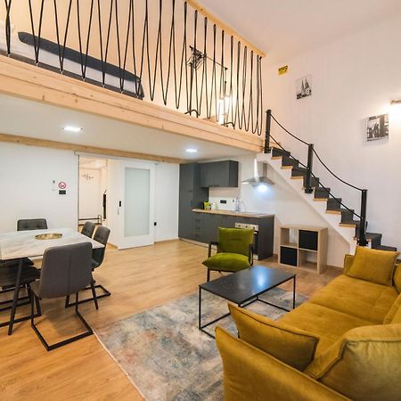 City Center Apartments F6 Загреб Экстерьер фото
