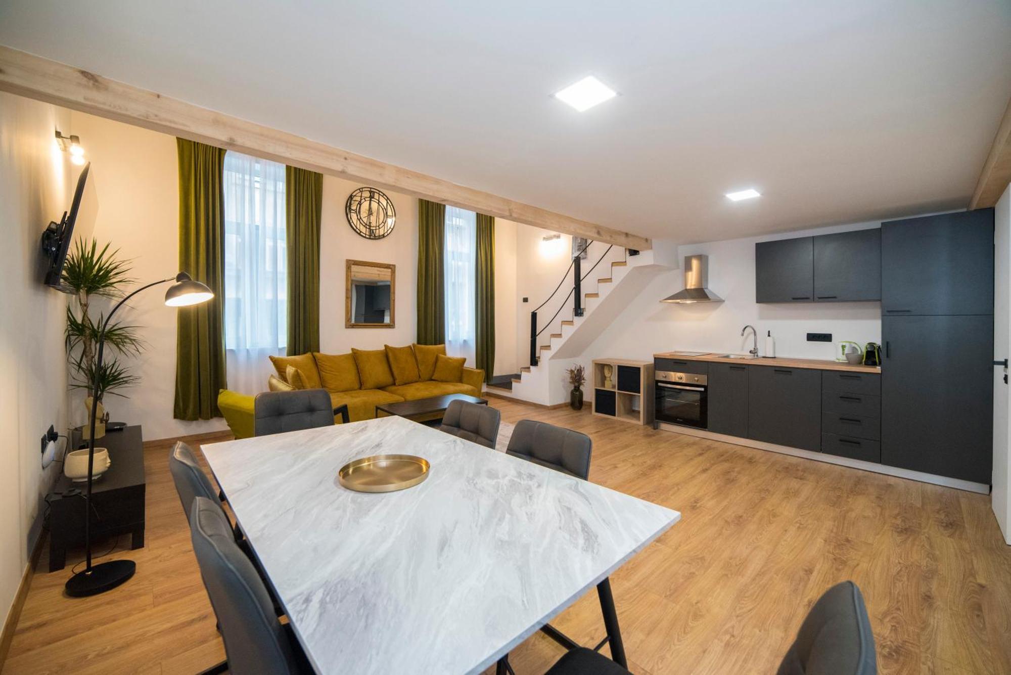 City Center Apartments F6 Загреб Экстерьер фото